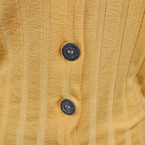 Free People Central Park Ribbed Button Down Top Gold Size Large Women's T25 - Picture 3 of 8